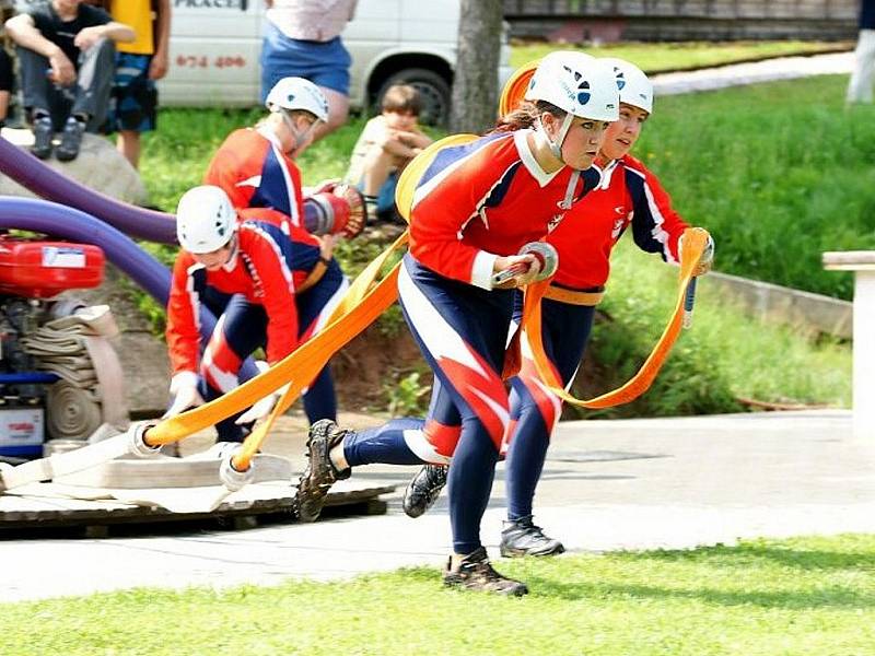 Sbor dobrovolných hasičů Frýdštejn. Soutěž Podkozákovská hasičská liga 2009.