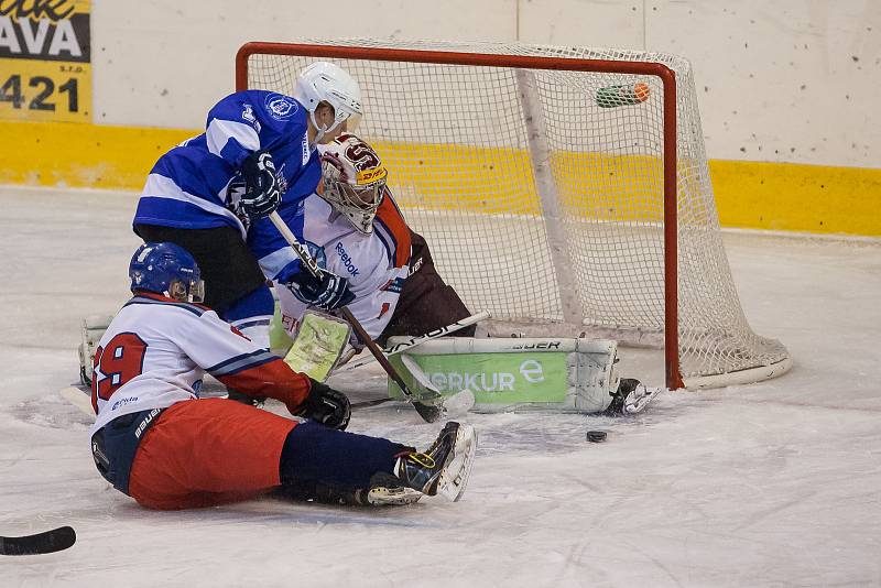 Utkání 14. kola 2. ligy ledního hokeje skupiny Sever a Střed se odehrálo 31. října na zimním stadionu v Jablonci nad Nisou. Utkaly se týmy HC Vlci Jablonec nad Nisou a HC Letci Letňany.