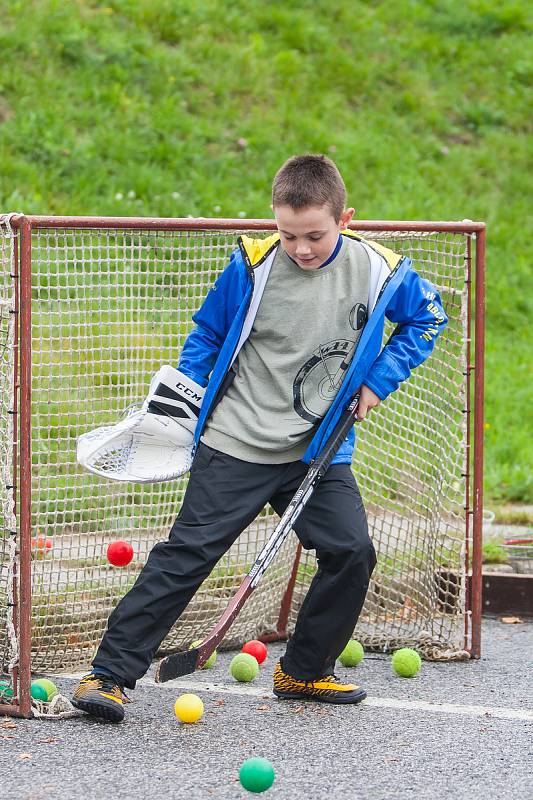 Druhý ročník přehlídky sportovních organizací na Jablonecku, Jablonecká neděle, se uskutečnil 10. září u plaveckého bazénu v Jablonci nad Nisou.