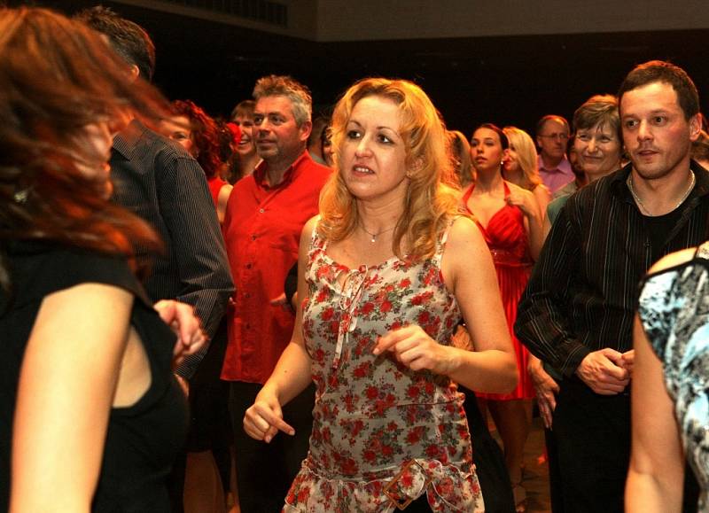 Salsa Night 2013 v jabloneckém Eurocentru.