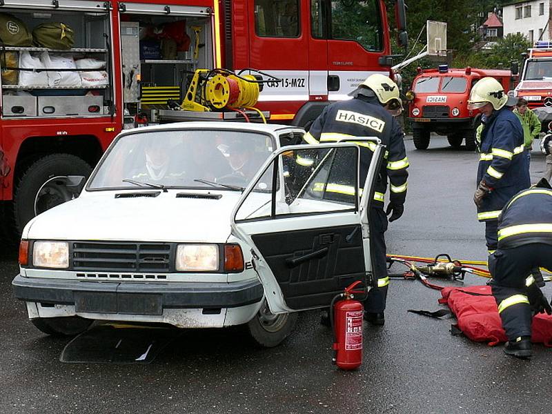 140. výročí založení Sboru dobrovolných hasičů ve Smržovce