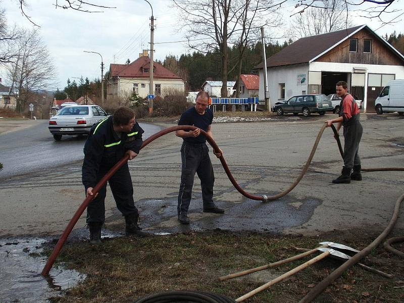 Sbor dobrovolných hasičů Lučany nad Nisou. 