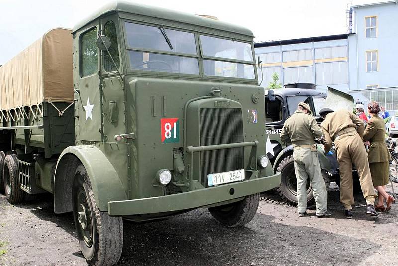 Setkání s tankovými veterány v Muzeu obrněné techniky ve Smržovce