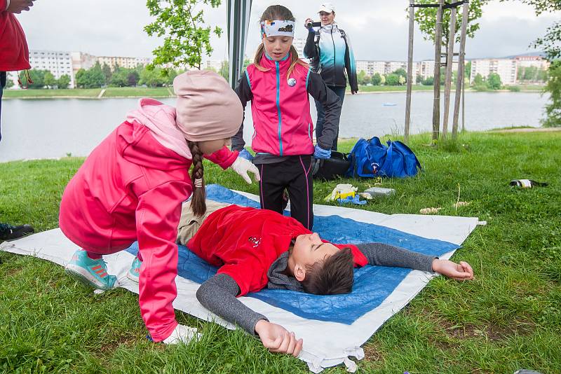 Krajské kolo Helpíkova poháru Libereckého kraje, zdravotně výchovné soutěže v první pomoci pro žáky pátých tříd základních škol, proběhlo 16. května u vodní nádrže Mšeno v Jablonci nad Nisou.