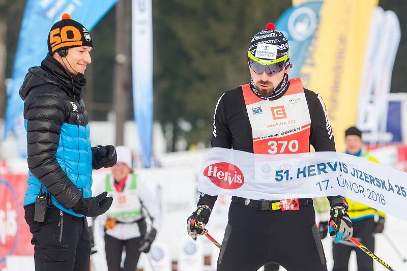 Závod v klasickém lyžování, Hervis Jizerská 25, proběhl 17. února v Bedřichově na Jablonecku v rámci série závodů Jizerské padesátky. Hlavní závod na 50 kilometrů zařazený do seriálu dálkových běhů Ski Classics se pojede 18. února 2018. Na snímku je vítěz