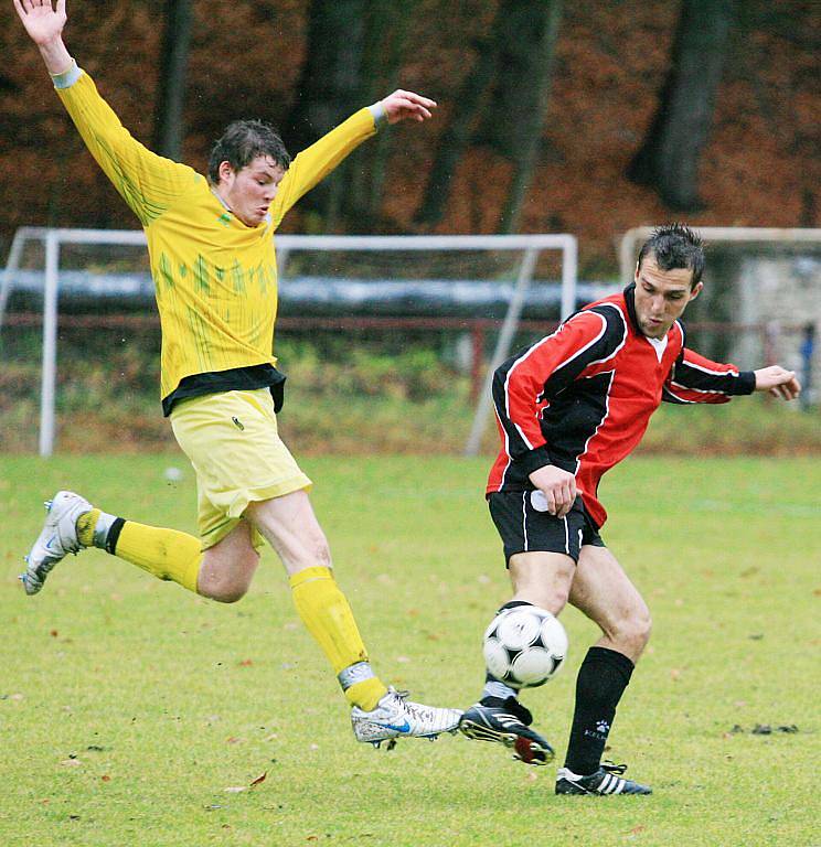 Velké Hamry si doma poradily s Jilemnicí 2:0. Po podzimu jsou na druhém místě.