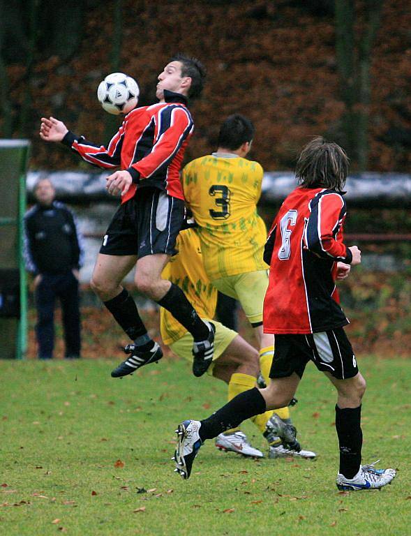 Velké Hamry si doma poradily s Jilemnicí 2:0. Po podzimu jsou na druhém místě.