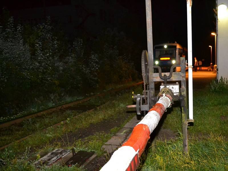 Poslední noc Martina Dvořáka u závor na kliku v Jabloneckých Pasekách.