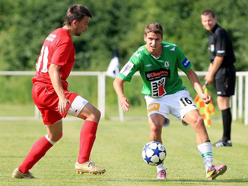 Jablonec si v generálce poradil a Varnsdorfem (v červeném) 5:0. Baumit čeká ve čtvrtek úvodní duel 2. předkola Evropské ligy.