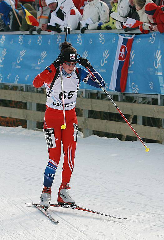 EYOWF 2011. Biatlon - dívky individuálně 10 kilometrů se jel v úterý v jabloneckých Břízkách. Veronika Havlová (65) doběhla na 29. místě. 