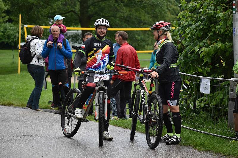 Premiérový nultý ročník Maloskalského půlmaratonu uvítal na startu přes padesát účastníků. Po povinné pauze byl zájem velký. Pořadatelé ho zvládli na výbornou.