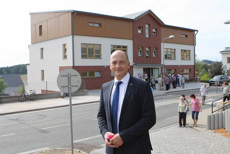 Jiří Ulvr vede krkonošský Studenec čtrnáct let v řadě. Obec si teď bude muset zvyknout na nového starostu.