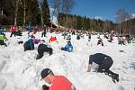 Skiareál v Rokytnici nad Jizerou pořádal 2. dubna 2017 druhý ročník zábavné akce s názvem Snowend, která byla určená především kopáčům pokladů či aktivním zahrádkářům. Originálním způsobem tak byla zakončena lyžařská sezona.