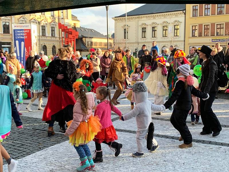 Jabloncem prošel masopustní průvod.