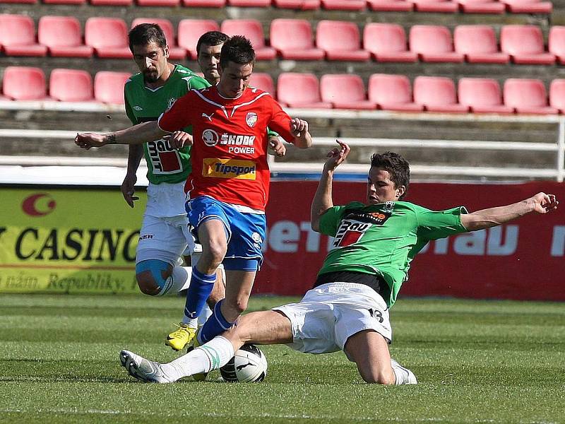 Fotbalisté Viktorie Plzeň remizovali v sobotu v utkání Gambrinus ligy s Jabloncem 1:1. 