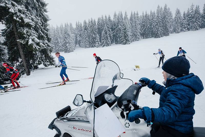 53. Jizerská 50 začala v pátek 7. února. Hlavním závodem dne byla Volkswagen Bedřichovská 30.