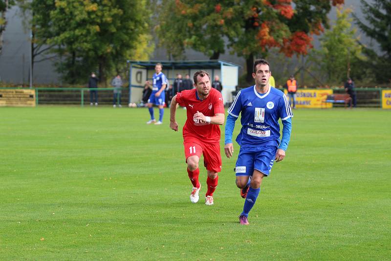 DIVIZE C: Mšeno A - Kokonín 3:5 (1:1). Mšeno - červené dresy.