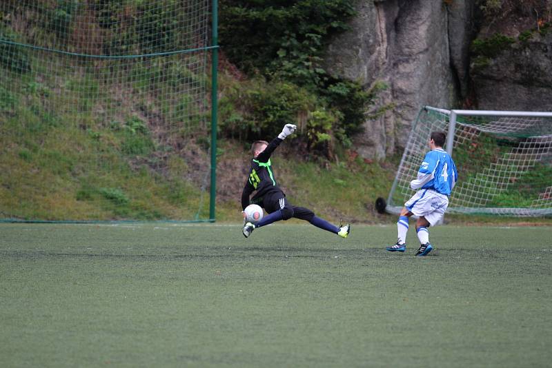 I.A třída. Desná - Jiskra Mšeno B 4:0 (2:0). Desná - modré dresy.