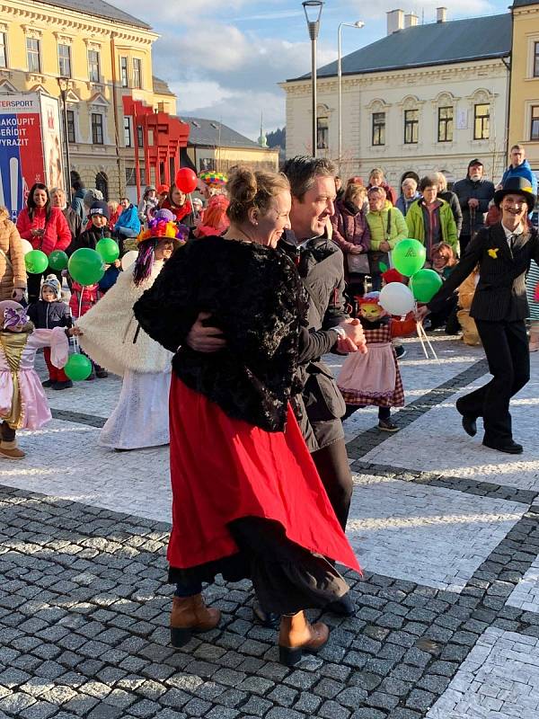 Jabloncem prošel masopustní průvod.