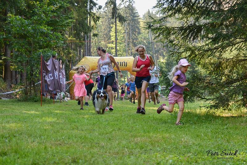 Hruboskalský caincross.