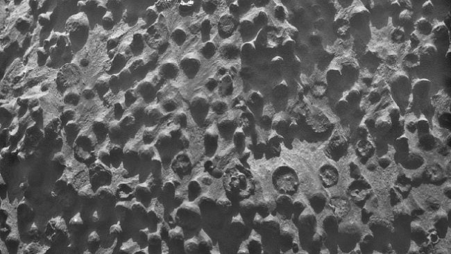 Podivné borůvky na Marsu. Záhada, před kterou jsou vědci bezmocní