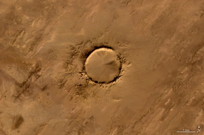Písmeno O – Kráter po meteoritu v Mauritánii 