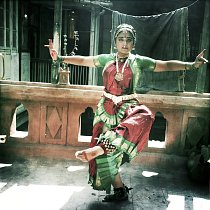 Tradičnímu indickému tanci se Teja věnuje už od sedmi let. 