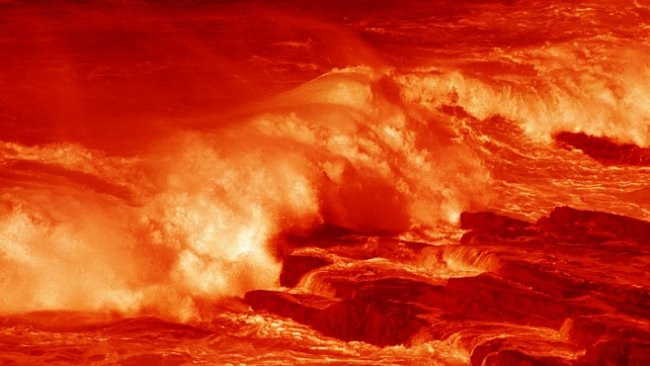 Zrudnou oceány? Červený příliv představuje větší nebezpečí, než se tušilo