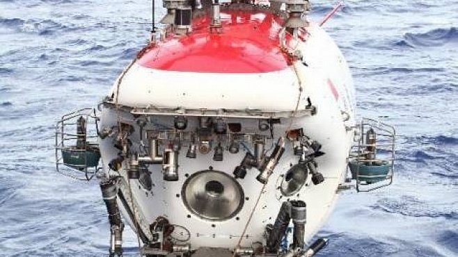 Čínská ponorka překonala národní rekord. Potopila se 7 000 metrů pod hladinu moře