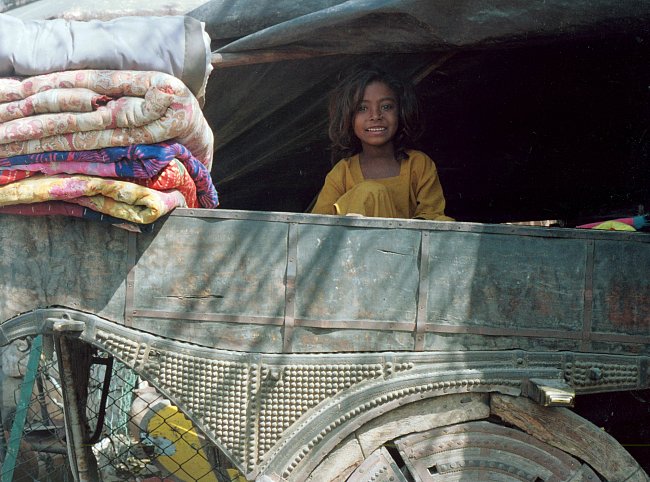 Dívka ve voze, Amber – Radžastán.(Indie), 2004.   