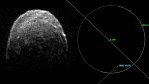 Kolem Země proletěl obří asteroid větší než Eiffelovka