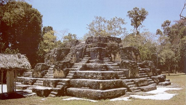 Vykopávky v Nakumu odhalily mayský královský hrob