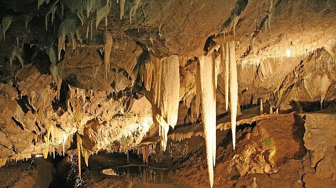 Sto let od objevu Punkevních jeskyní