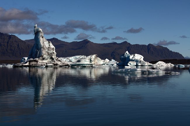 Ledovcová laguna Jokullsarlon, jihovýchodní Island