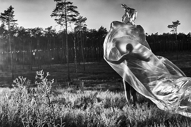 Nebude chybět ani tvorba surrealistického fotografa Ladislava Nekudy.