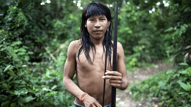 OBRAZEM: Boj o záchranu nejohroženějšího kmene na světě. Uprostřed  amazonského pralesa - National Geographic
