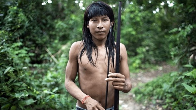 OBRAZEM: Boj o záchranu nejohroženějšího kmene na světě. Uprostřed amazonského pralesa