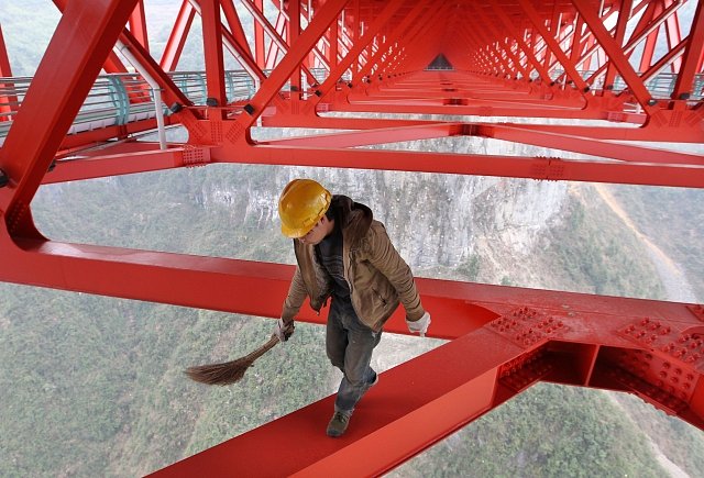 Nejdelší závěsný most v Asii