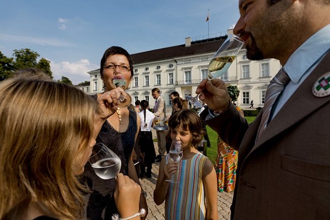 Německý prezident pořádá každé léto v zahradách zámku Bellevue, svém oficiálním prezidentském sídle, Bürgerfest neboli občanskou slavnost.