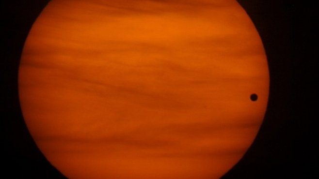 Přechod Venuše přes Slunce bude 6. června. Můžeme ho vidět i v Česku