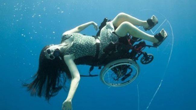 VIDEO: Potápění na invalidním vozíku je nádherné. A inspirativní i pro profesionály