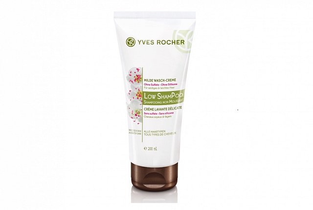 Nepěnivý šampon pro každodenní použití, Yves Rocher, cena 99 Kč.