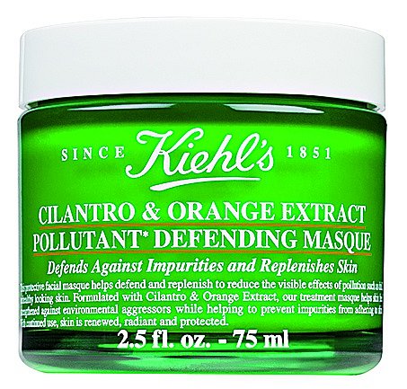 Dopřejte své pleti péči v podobě masky Cilantro&Orange Extract Pollutant Defending Masque – chrání pleť před škodlivinami způsobenými znečištěným ovzduším. Kiehl’s, 75ml 940 Kč.