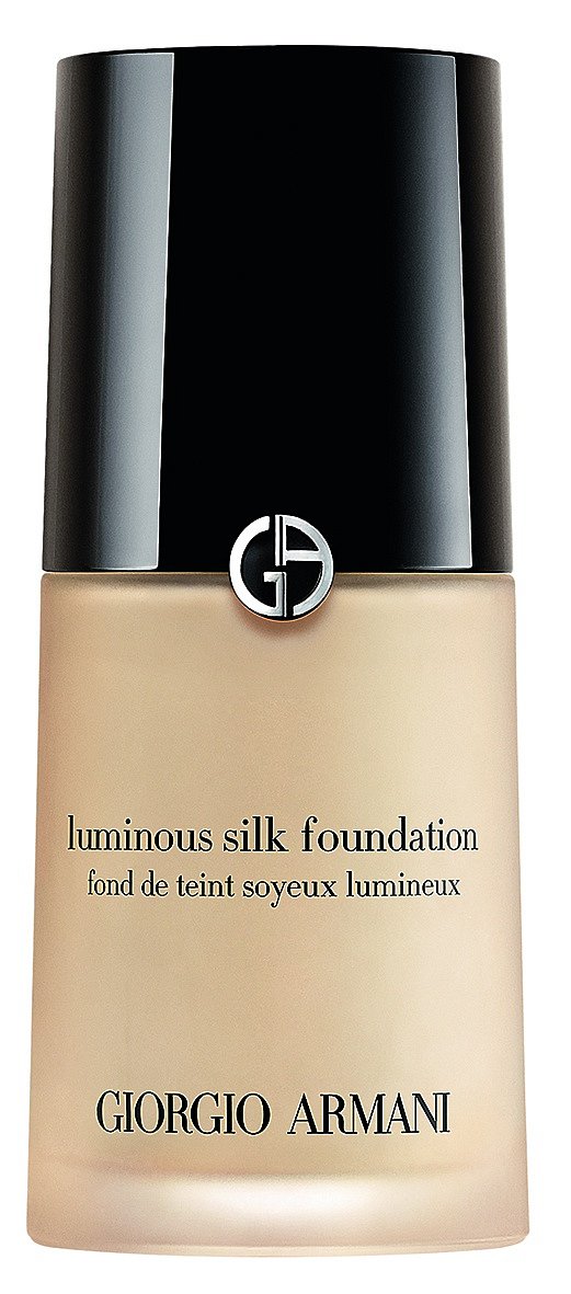 Dlouhotrvající rozjasňující make-up Colour Luminious Silk Foundation, Giorgio Armani, 30 ml 1700 Kč
