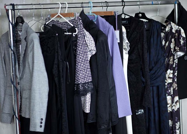 Stylistka Soňa v butiku LIST našla tolik inspirace na outfity ve stylu Monica Bellucci, a tak jsme jich pro jistotu nafotili rovnou pět...