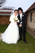 Martin Kraus a Lenka Zahradnická coby novomanželé