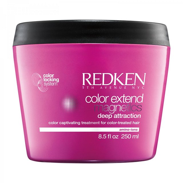 Redken Color Extend Magnetics, 550 Kč, Regeneruje a navíc zabrání vymývání barvy.
