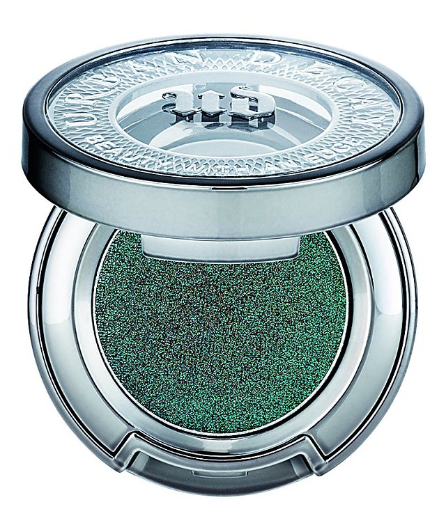 Dvoutónové oční stíny Duotone Eyeshadow, odstín Lounge, Urban Decay, 550 Kč