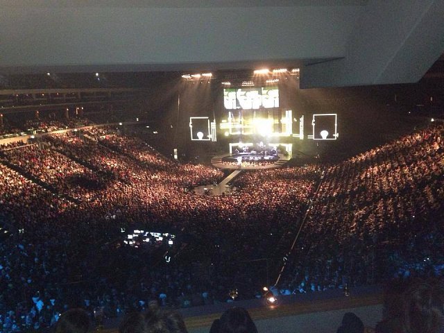 Přes patnáct tisíc lidí se sešlo na jednom místě, aby s kapelou oslavili její kulaté jubileum