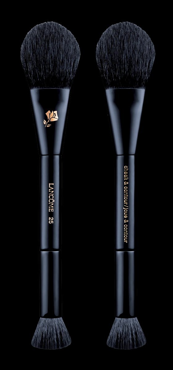 cheek-contour-brush-3 (1)